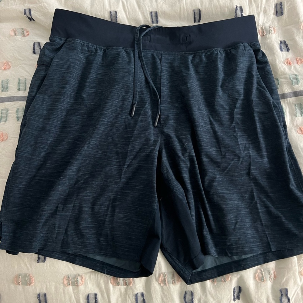 Lululemon navy shorts L